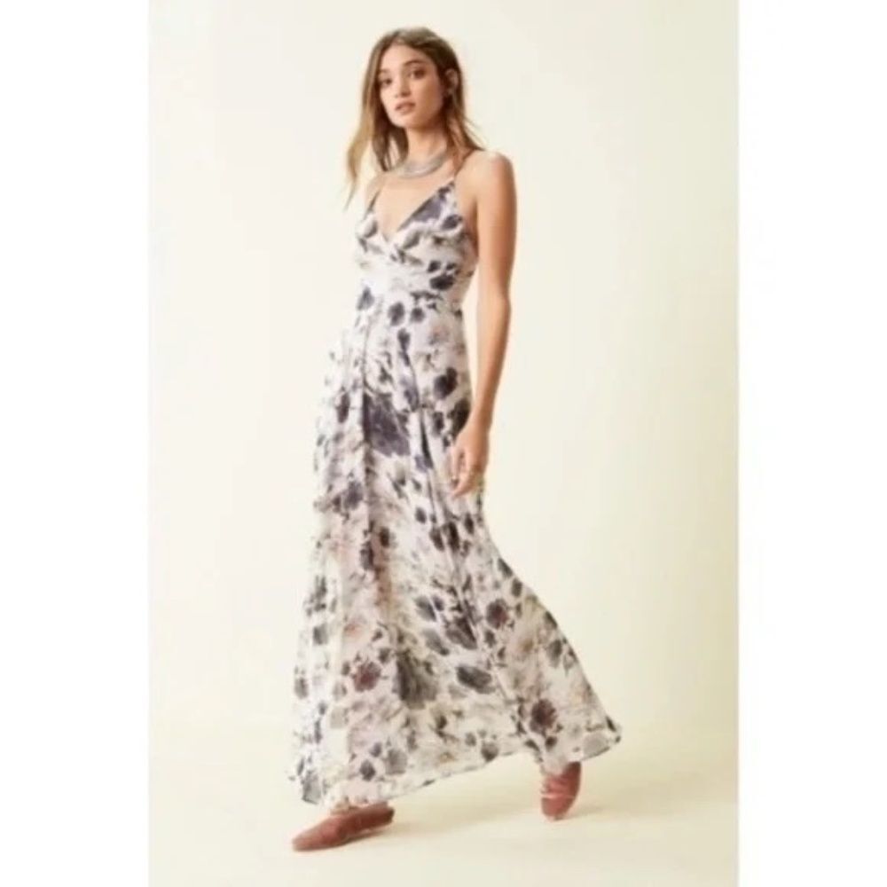 Astr The Label Floral Maxi Dress SIZE M
